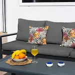 Ferienhaus Exceptional With Private Pool
