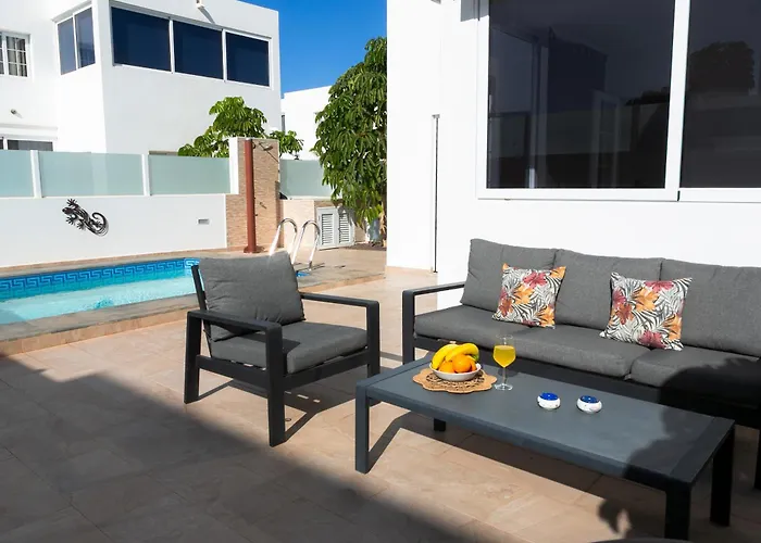 Semesterbostad Exceptional With Private Pool Playa Blanca (Lanzarote)