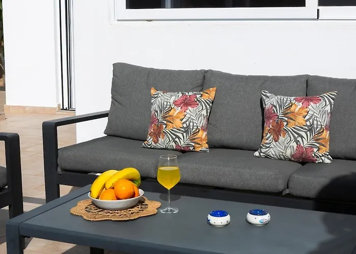 Semesterbostad Exceptional With Private Pool